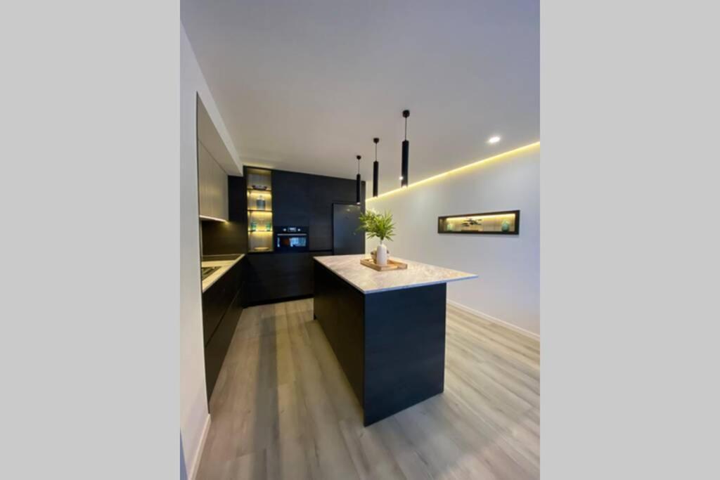 Precioso Apartamento A Estrenar En Centro De Nerja Εξωτερικό φωτογραφία